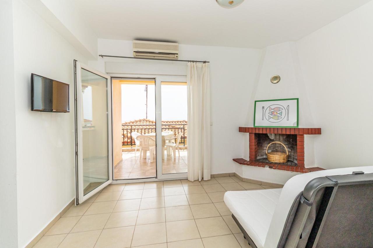 Sunday Mood Apartment Nea Skioni Exterior photo